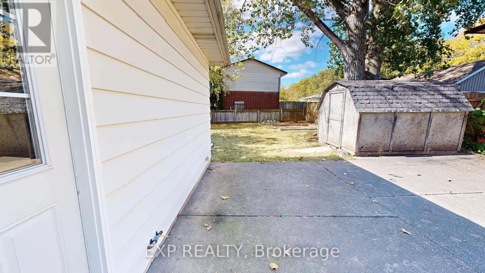 3312 ADDISON AVENUE — Niagara Falls (Church's Lane), Ontario - Photo 3 of 38