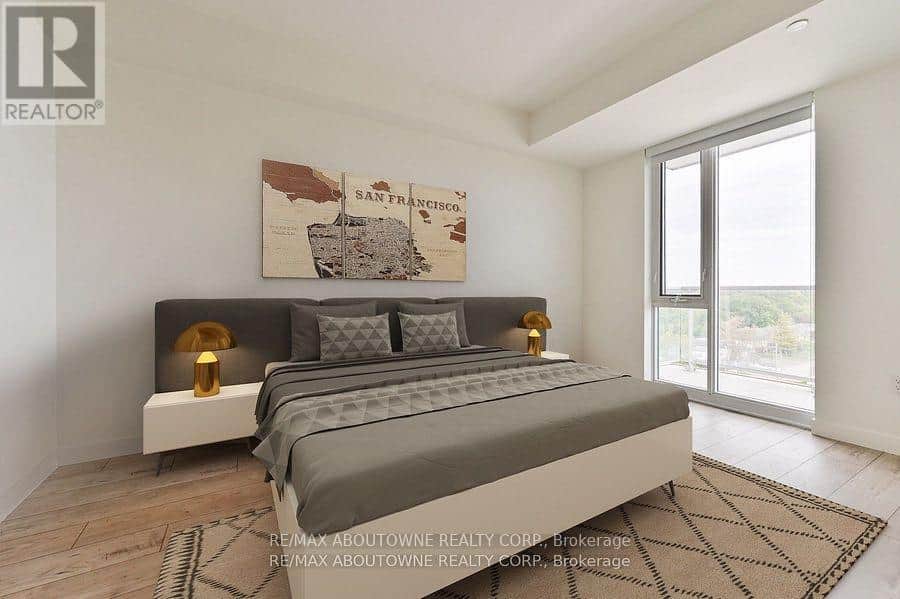 B0725 - 133 BRONTE ROAD - Photo 4 of 21, Oakville (BR Bronte), Ontario