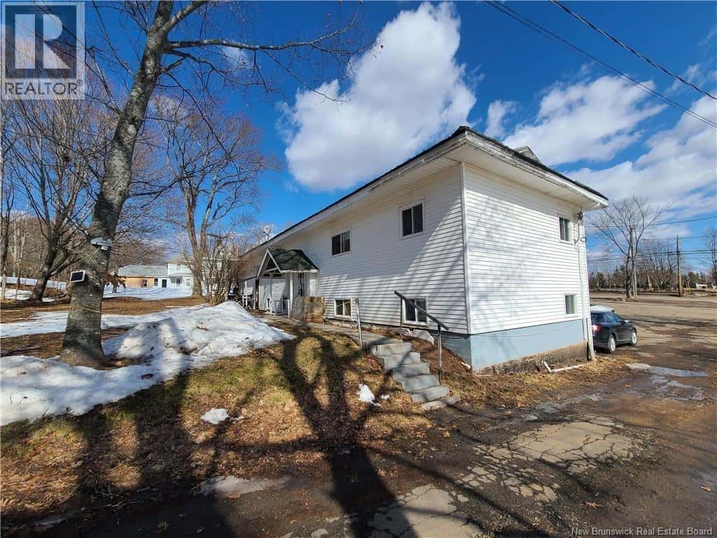 2822 Main Street — Hillsborough, New Brunswick - Photo 5 of 7