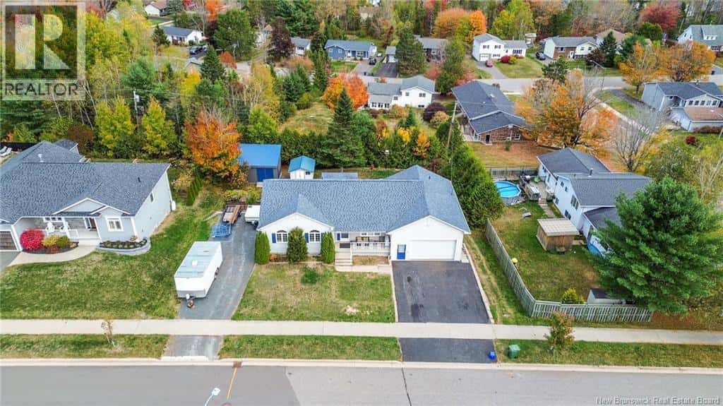 116 Sprucewood Drive — New Maryland, New Brunswick - Photo 2 of 44