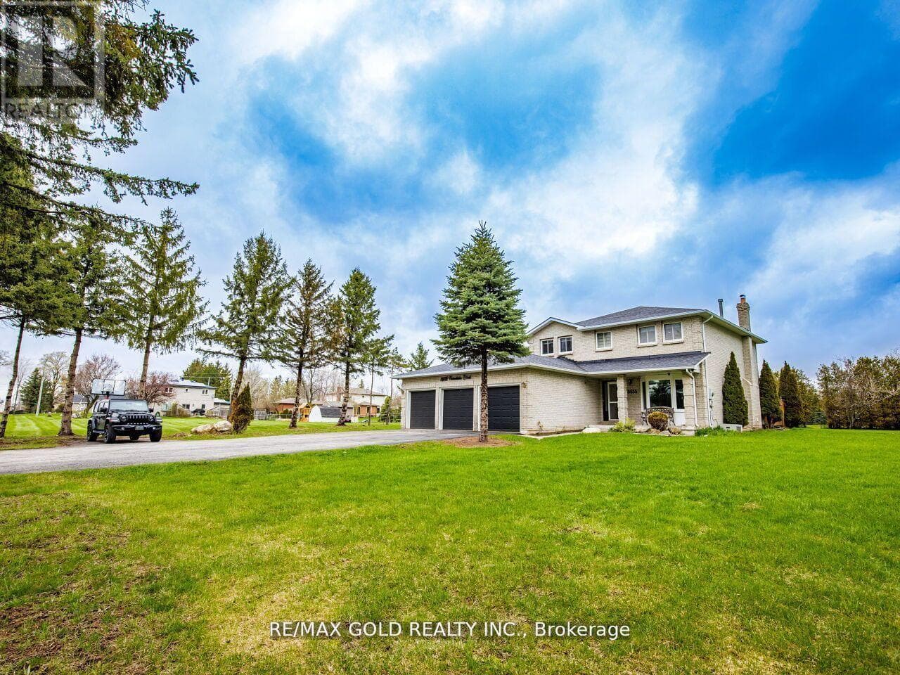 18555 HURONTARIO STREET E — Caledon (Caledon Village), Ontario - Main photo