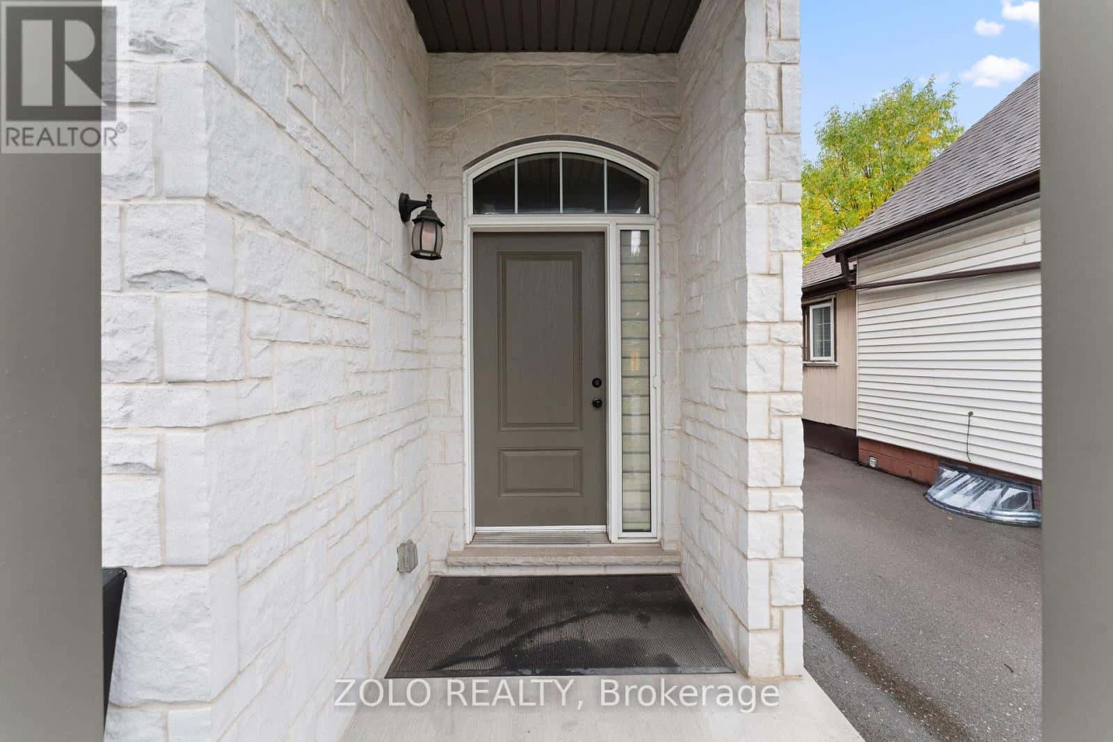 535 QUEBEC STREET — Hamilton (Parkview), Ontario - Photo 2 of 32