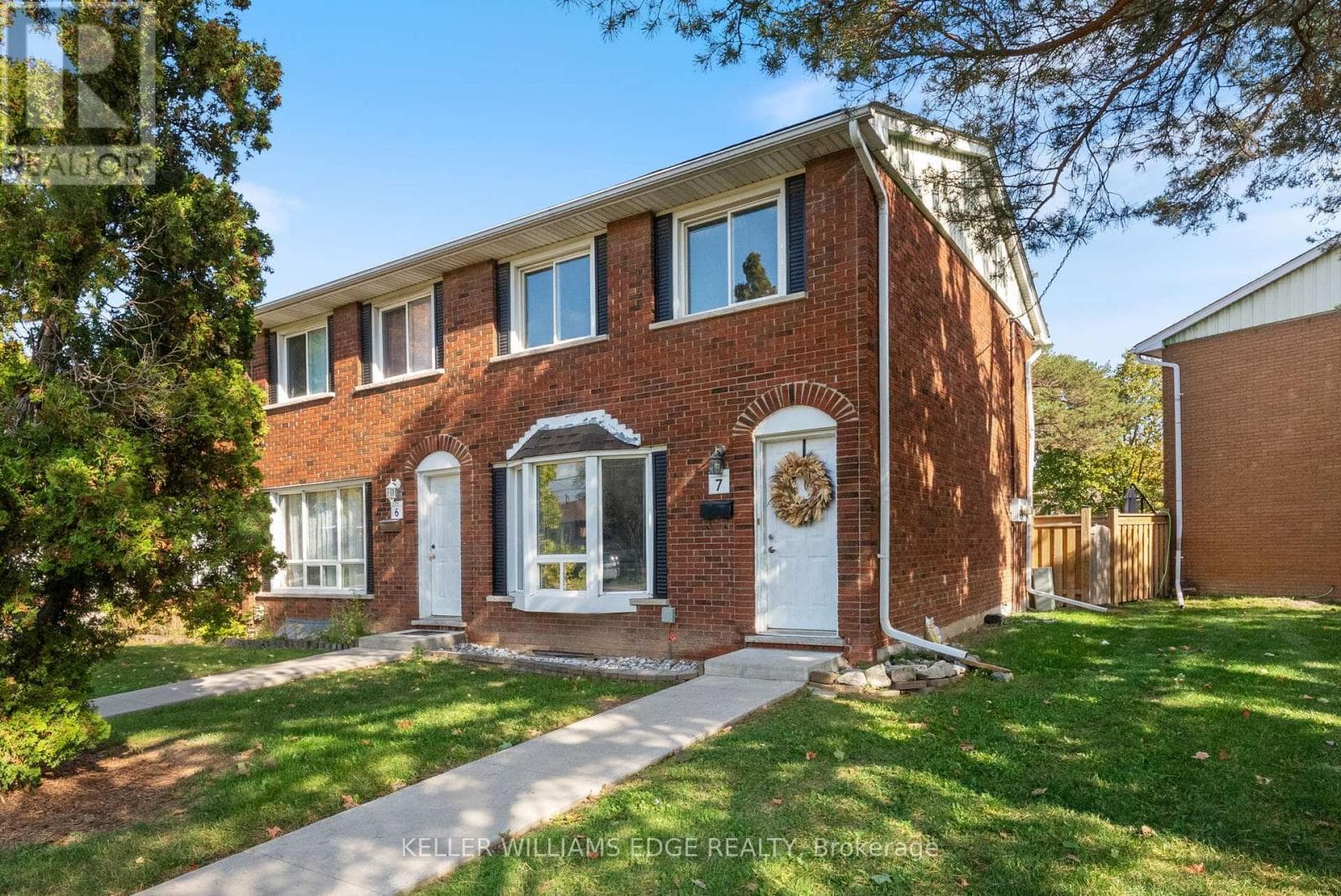 7 - 2700 BARTON STREET E — Hamilton (Riverdale), Ontario - Main photo