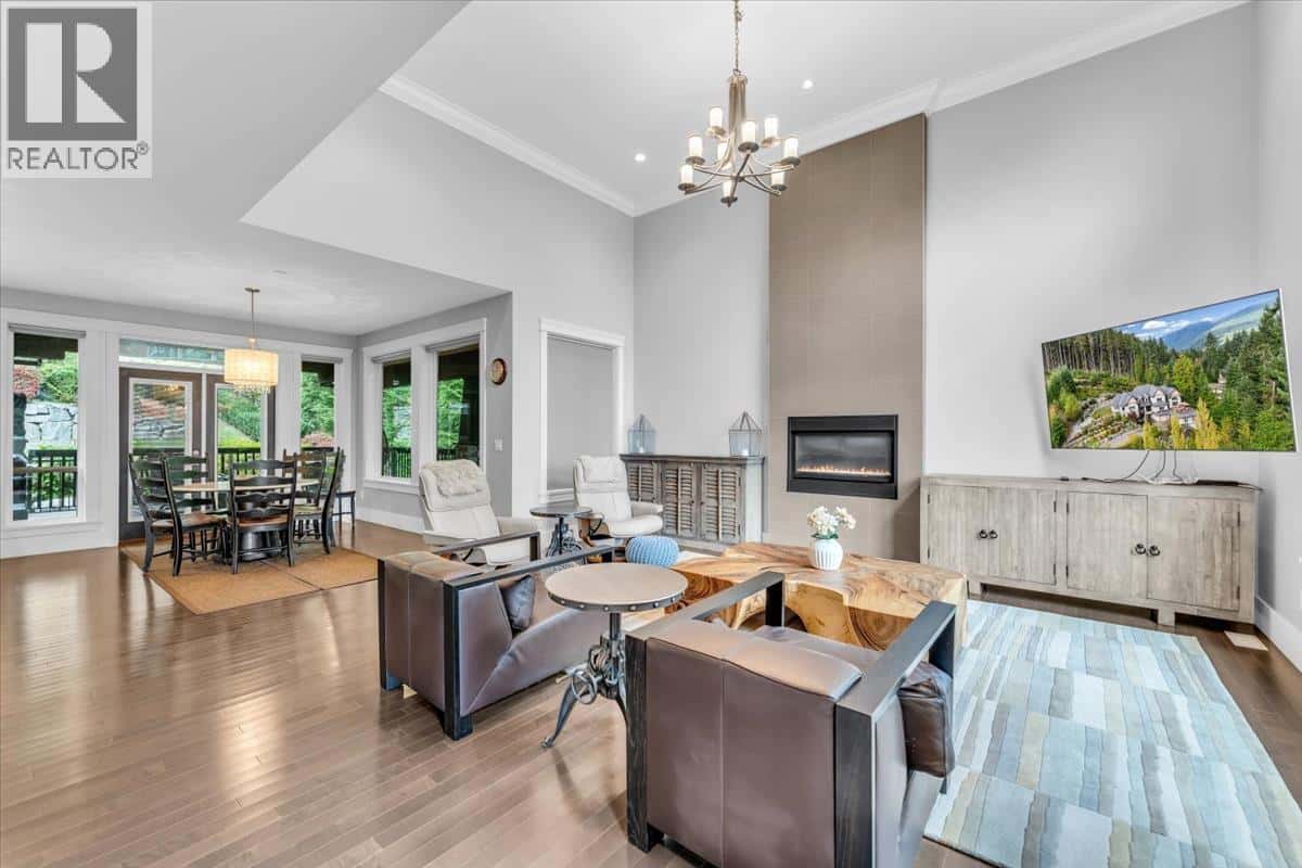 1403 CRYSTAL CREEK DRIVE — Anmore, British Columbia - Photo 5 of 40