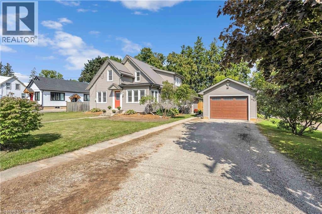 118 MAIN Street W — Norwich, Ontario - Photo 2 of 43