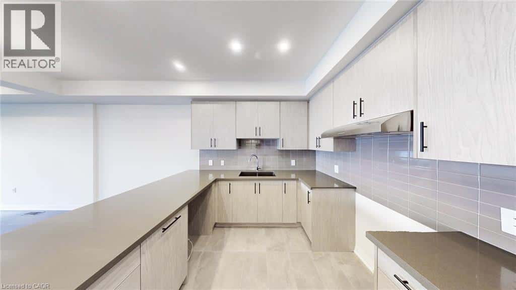 214 ROCKLEDGE Drive — Hannon, Ontario - Photo 5 of 21