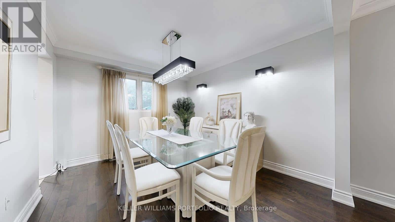 10 VALLEYVIEW ROAD — Markham (Thornlea), Ontario - Photo 5 of 35