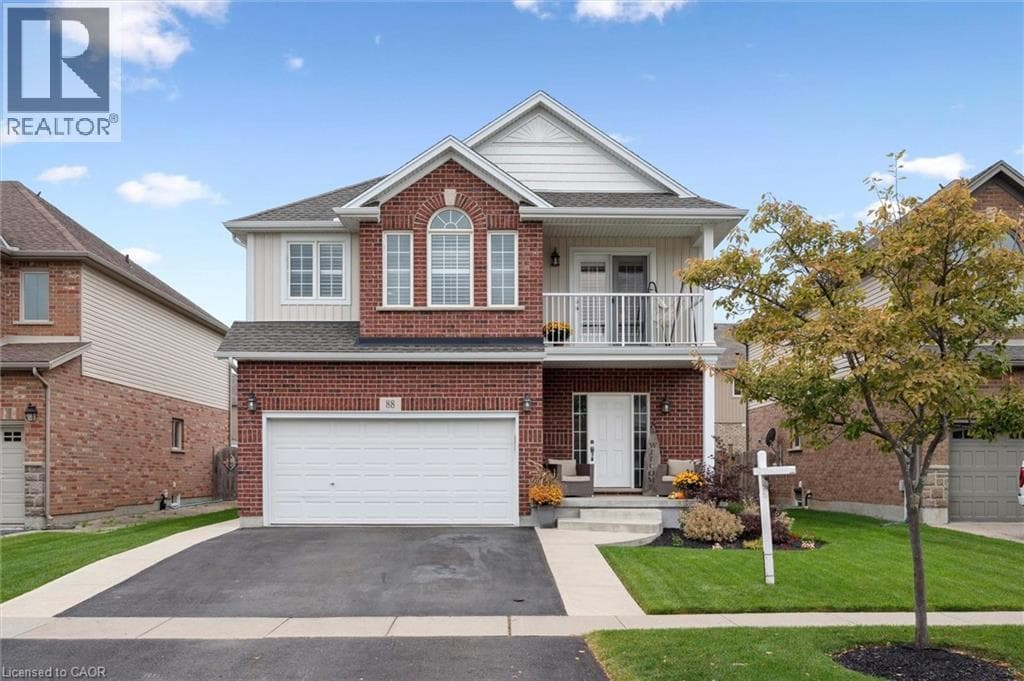 88 HUNSBERGER Drive — Baden, Ontario - Main photo