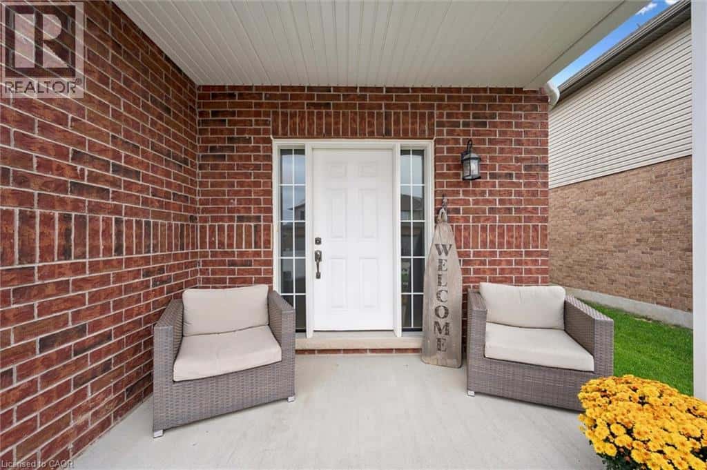 88 HUNSBERGER Drive — Baden, Ontario - Photo 5 of 50