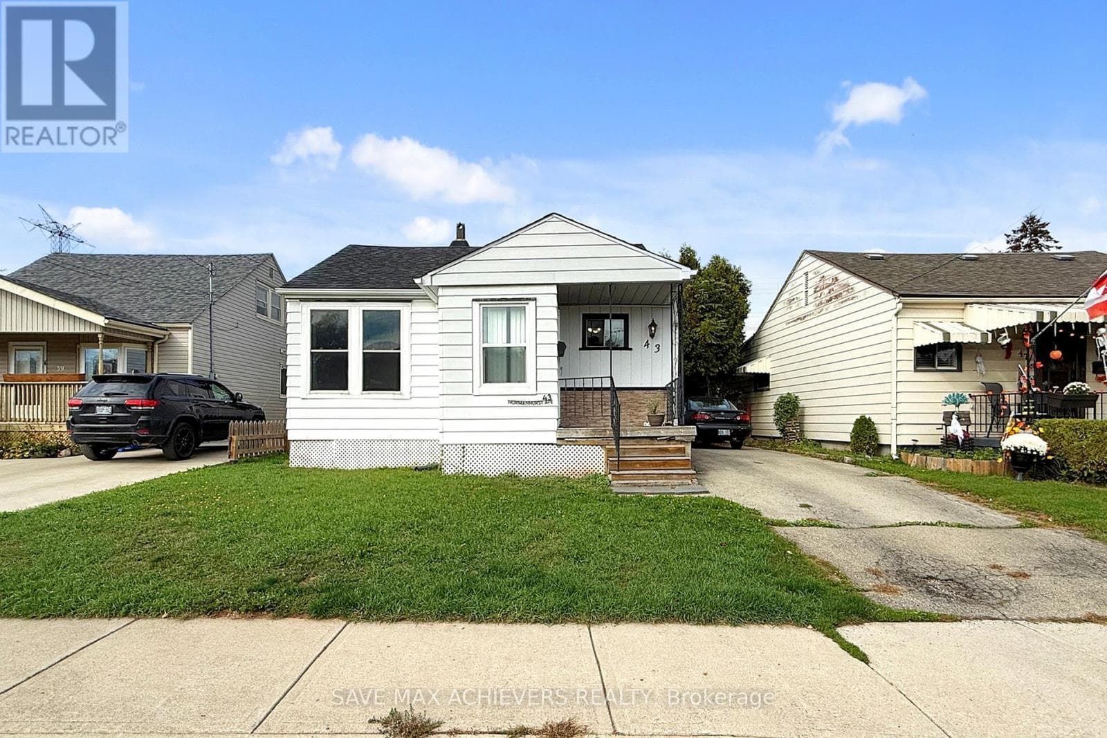 43 NORMANHURST AVENUE — Hamilton (Normanhurst), Ontario - Main photo