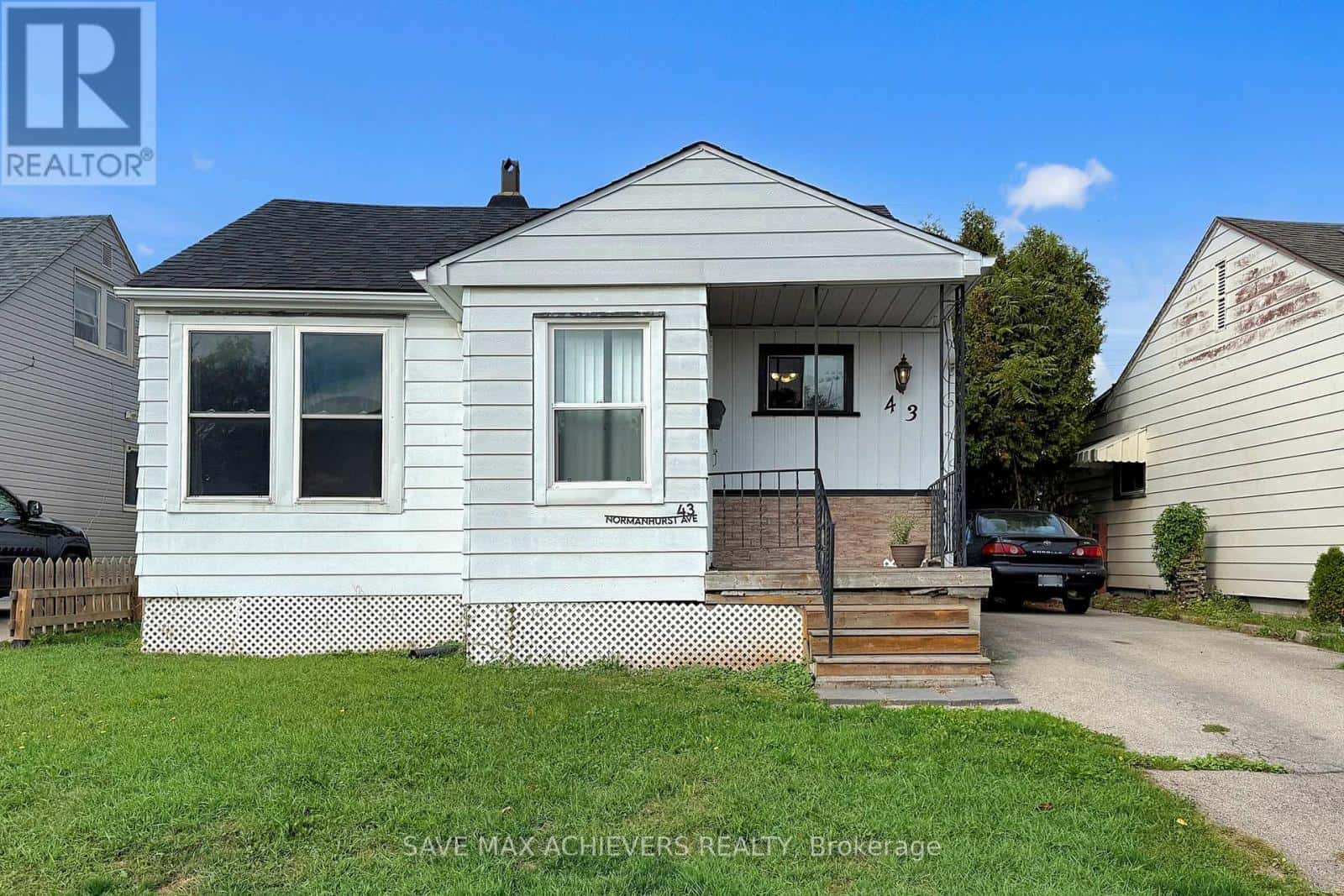 43 NORMANHURST AVENUE — Hamilton (Normanhurst), Ontario - Photo 4 of 41