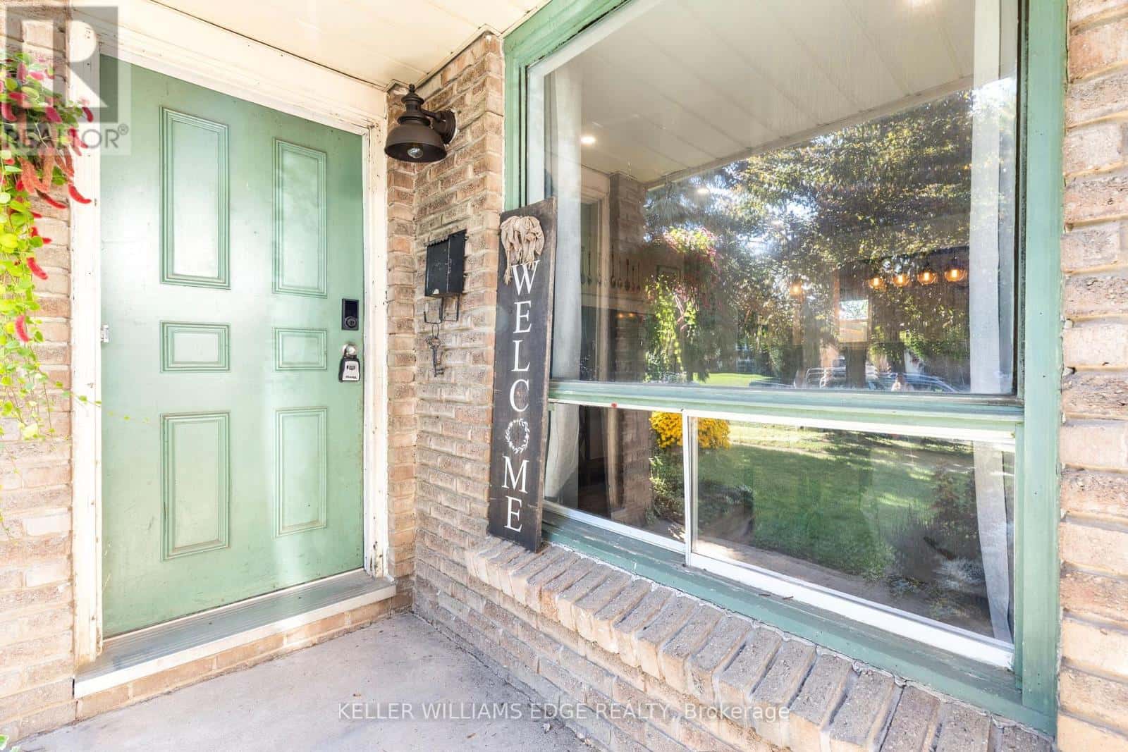 117 GRAYSTONE CRESCENT — Welland (N. Welland), Ontario - Photo 4 of 36