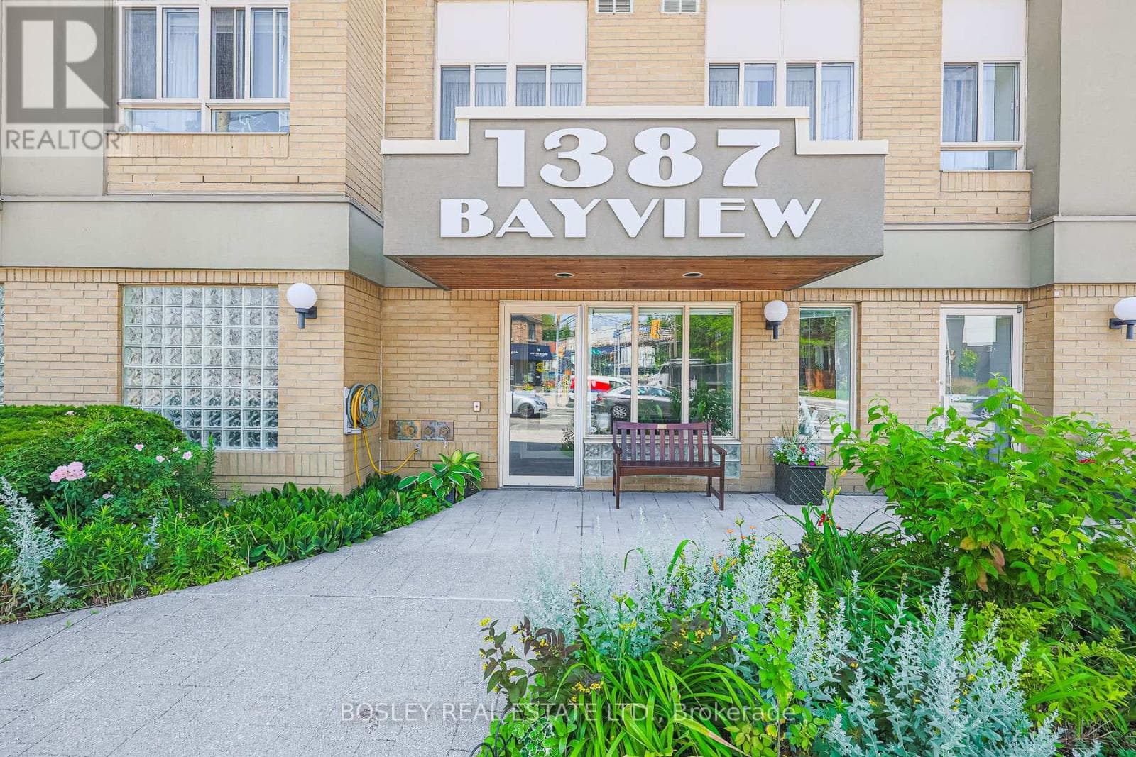 306 - 1387 BAYVIEW AVENUE — Toronto (Leaside), Ontario - Main photo