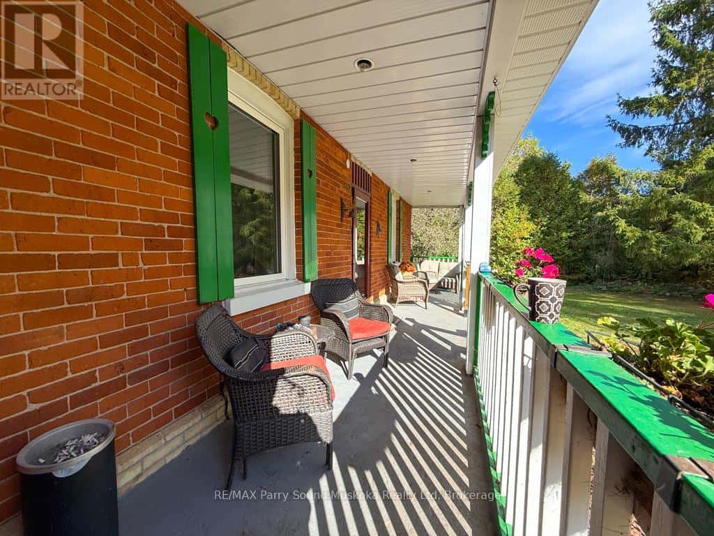 1862 DIVISION ROAD W — Severn (Marchmont), Ontario - Photo 4 of 36