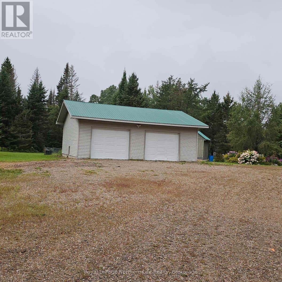 809 CAMERON ROAD — Papineau-Cameron (Papineau Cameron), Ontario - Photo 4 of 49