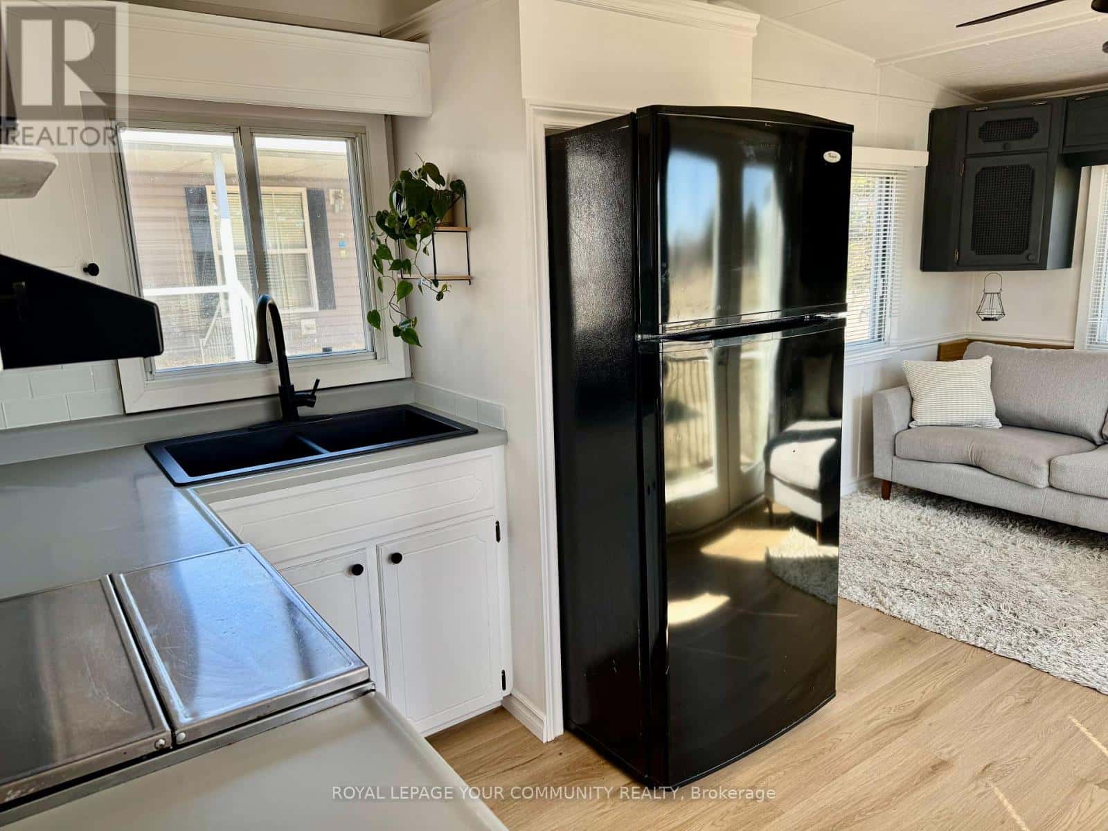 285 CRYDERMANS SIDE ROAD — Georgina (Baldwin), Ontario - Photo 4 of 16