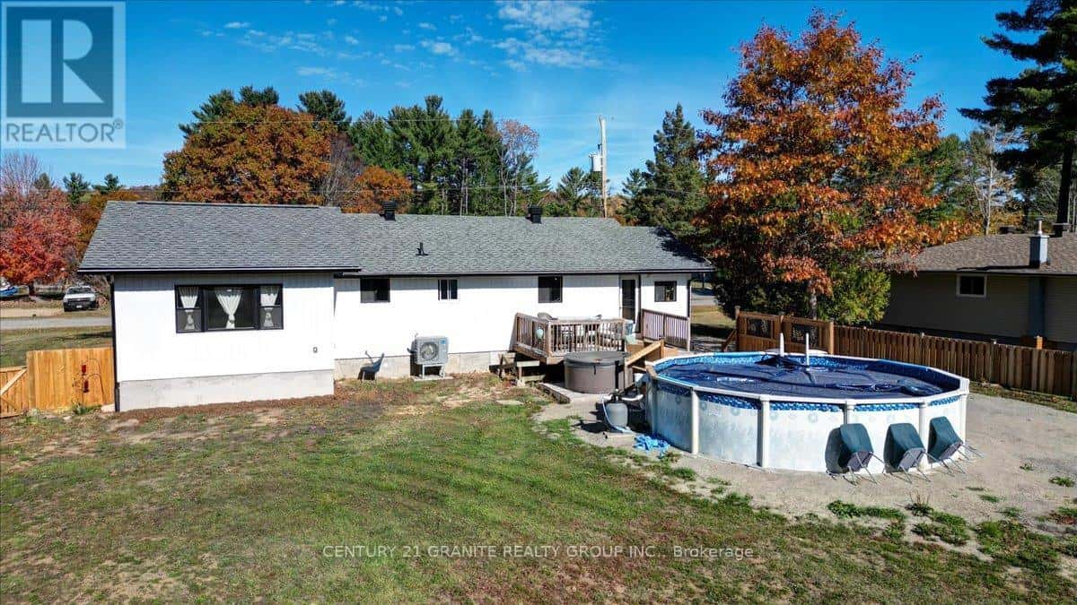 71 PINEGROVE STREET — Hastings Highlands (Herschel Ward), Ontario - Photo 5 of 48