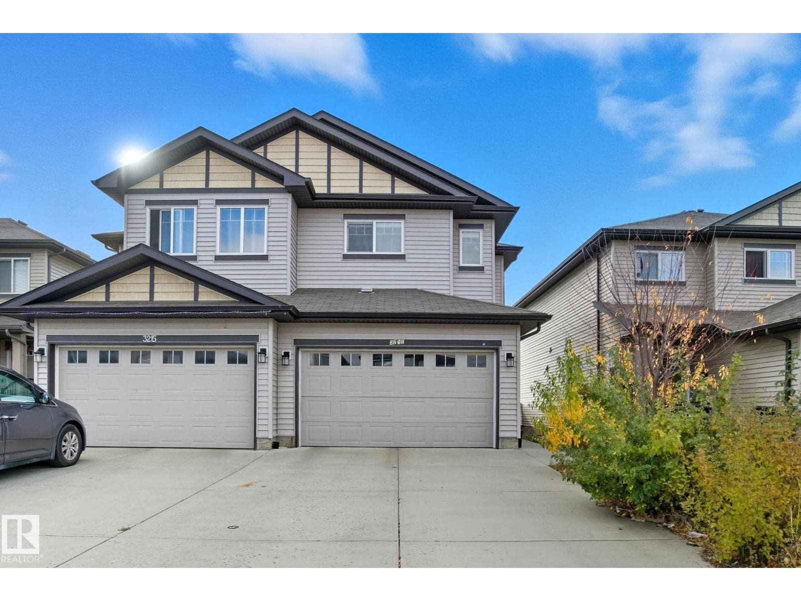 3217 11 AV NW - Main photo, Edmonton, Alberta