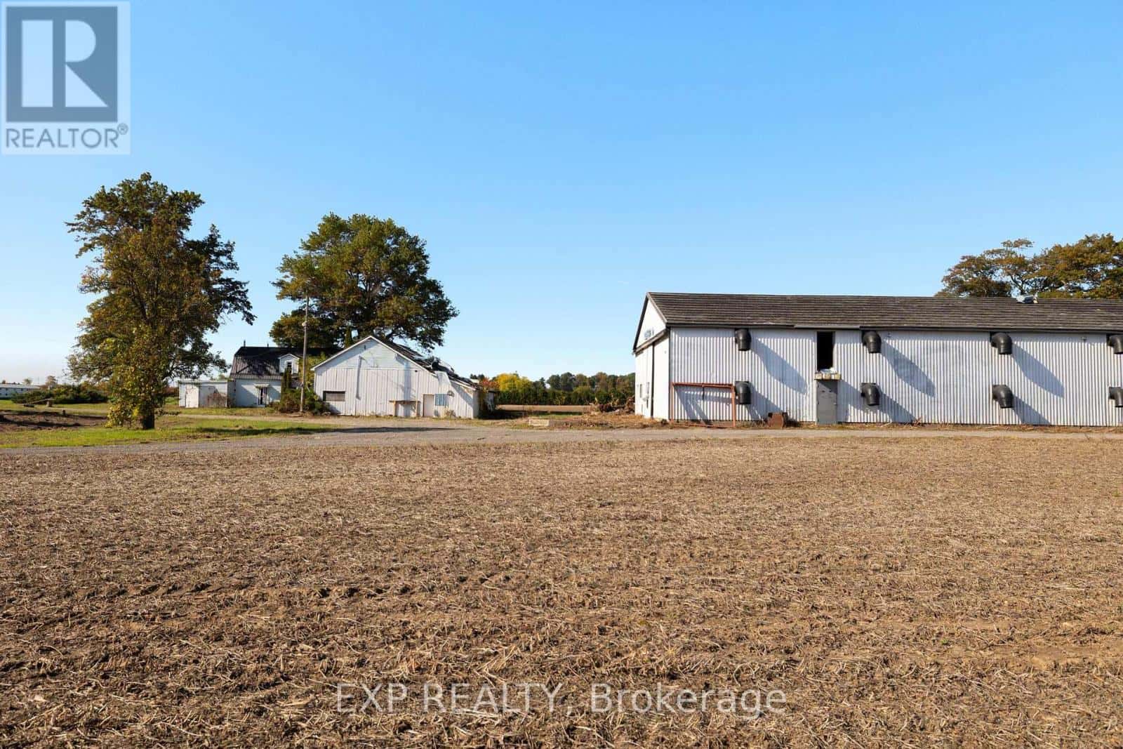 565 CONCESSION 6 TOWNSEND ROAD — Norfolk (Waterford), Ontario - Photo 4 of 19