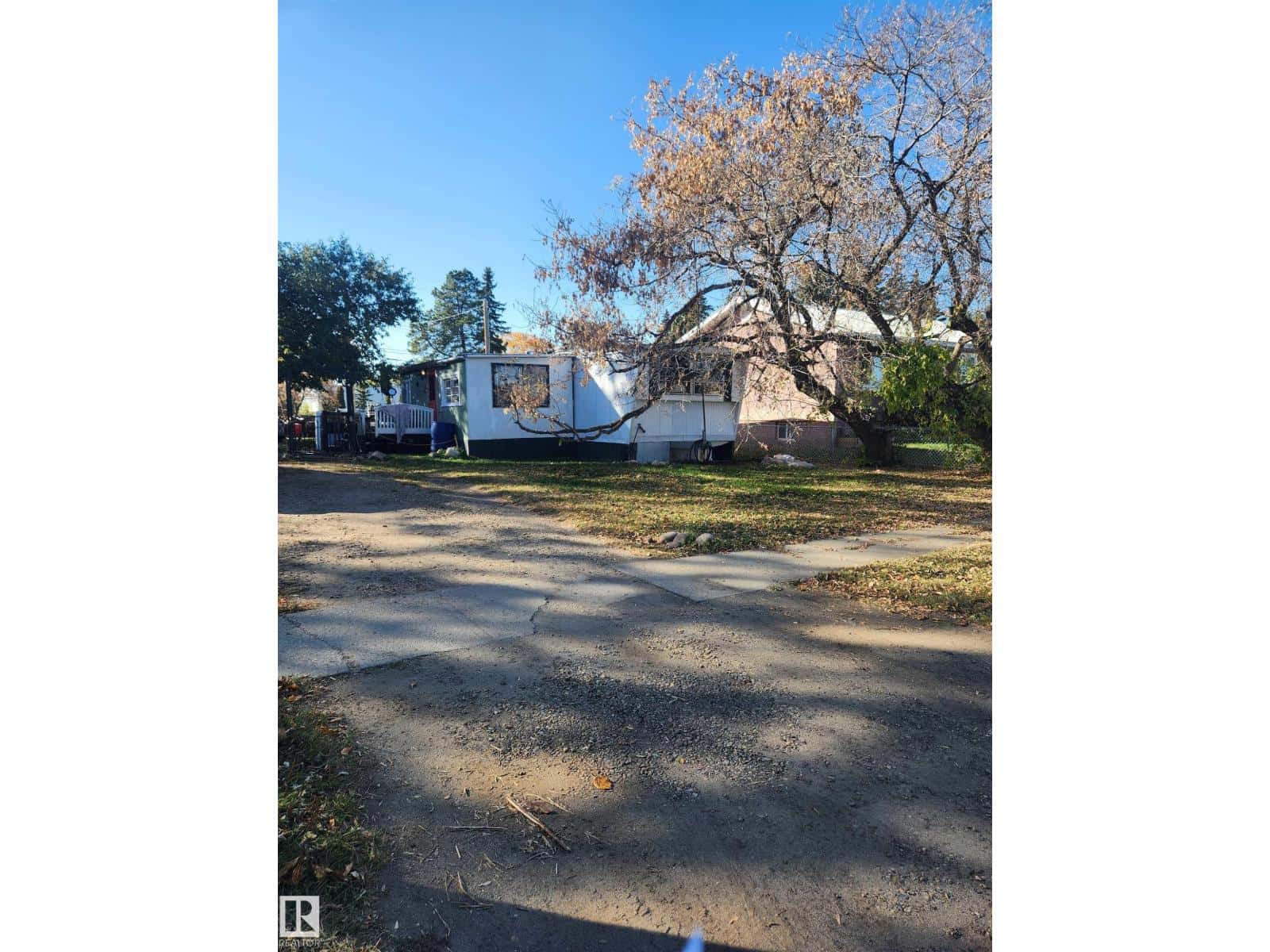 4834 47 ST — Thorsby, Alberta - Photo 2 of 5