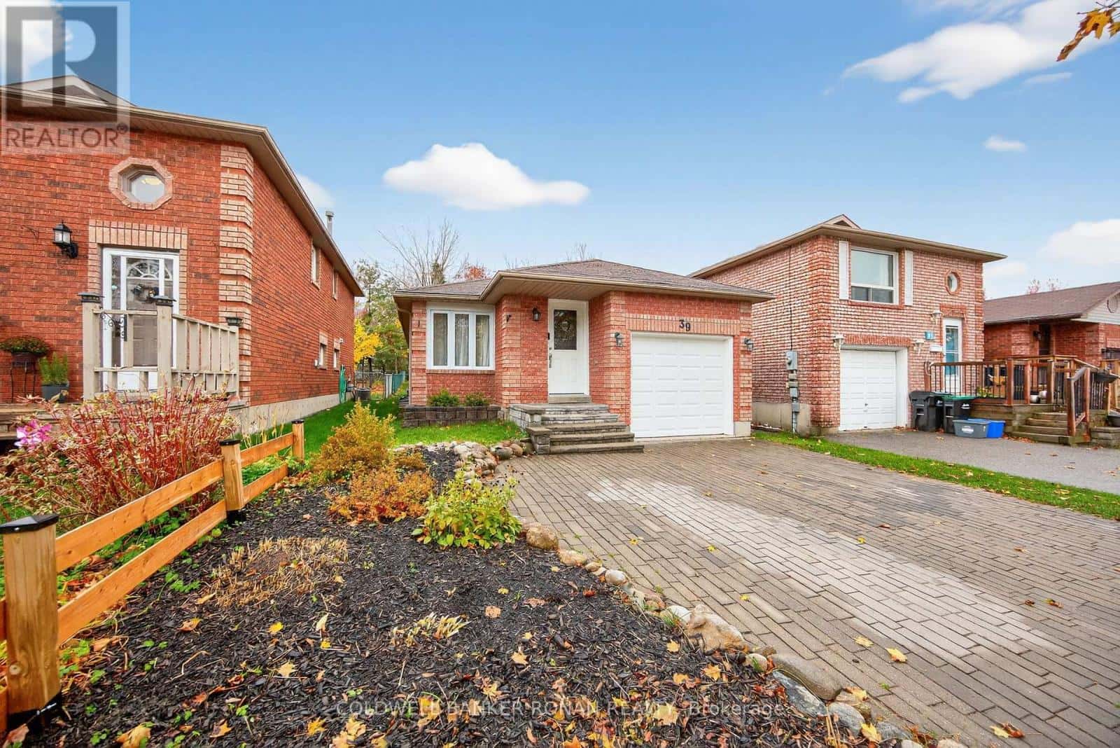 39 FERGUSON DRIVE — Barrie (Northwest), Ontario - Photo 2 of 50