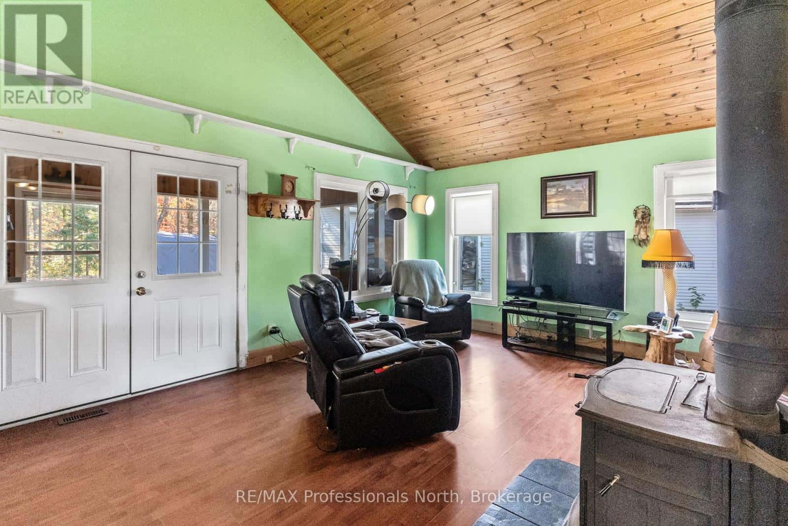 2179 SOUTH LAKE ROAD — Minden Hills (Snowdon), Ontario - Photo 5 of 41