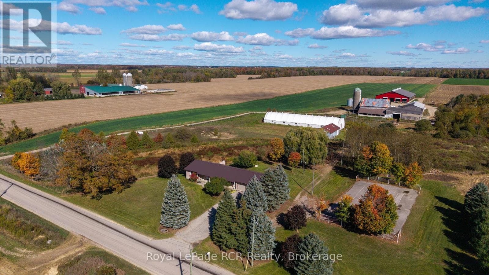 8989 CONCESSION 11 — Wellington North, Ontario - Main photo