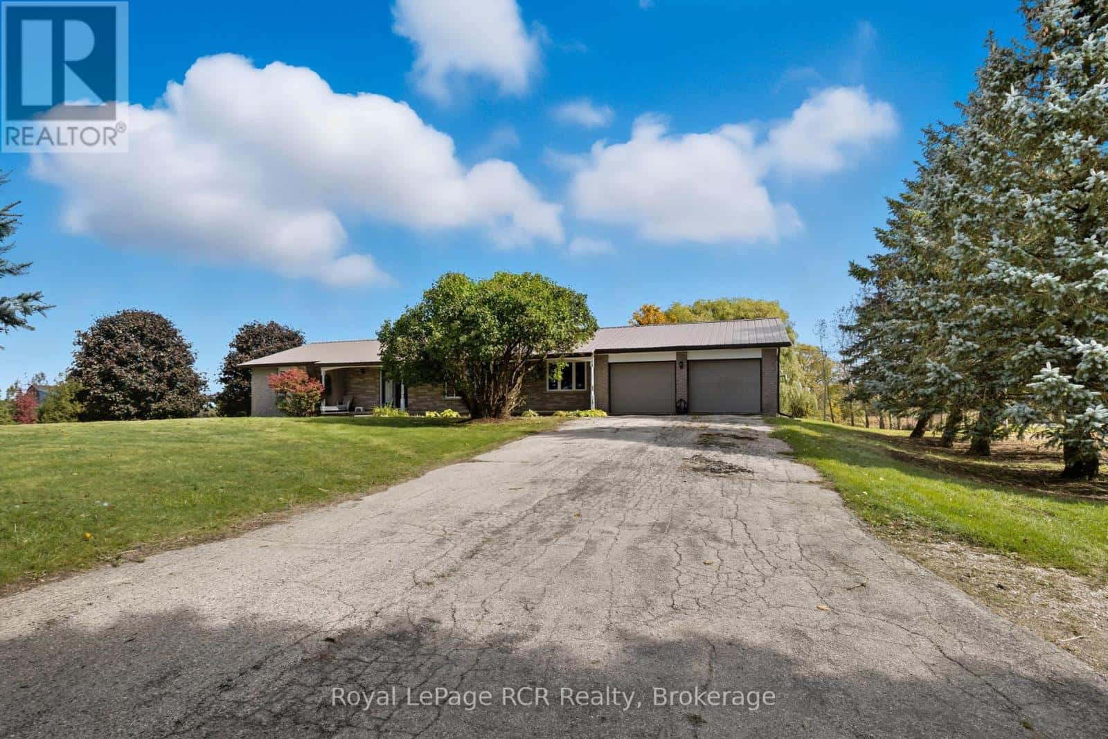 8989 CONCESSION 11 — Wellington North, Ontario - Photo 4 of 50