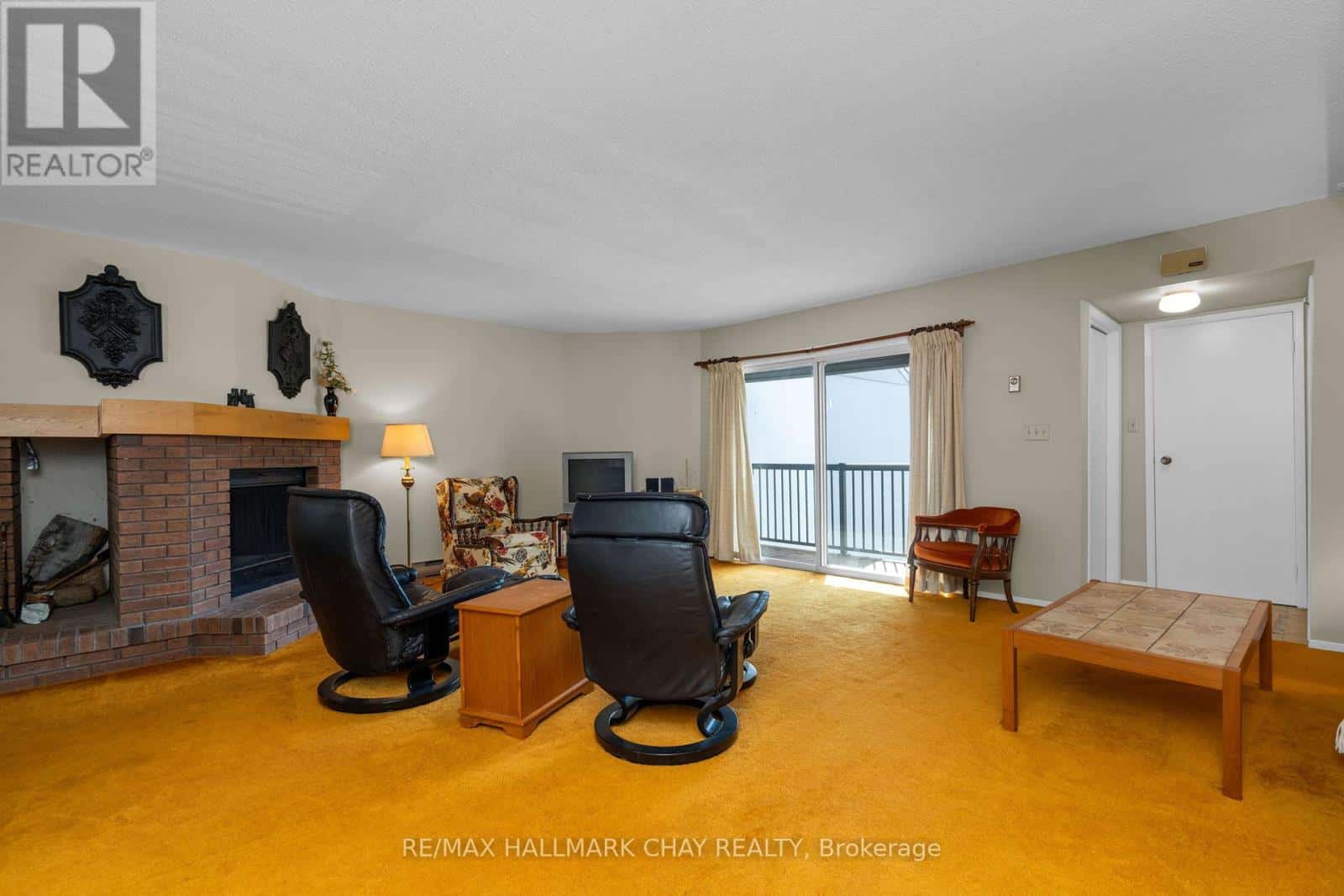 308 - 1102 HORSESHOE VALLEY ROAD W — Oro-Medonte (Horseshoe Valley), Ontario - Photo 5 of 35