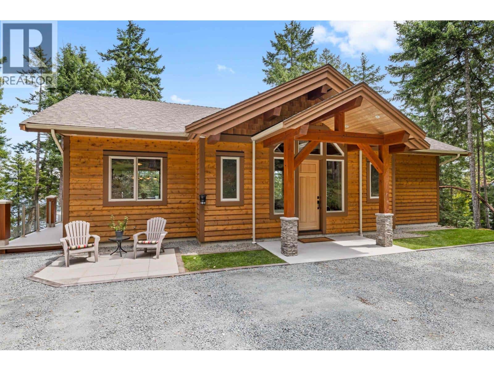 144 SUNRISE POINT ROAD — Other Islands, British Columbia - Photo 4 of 40