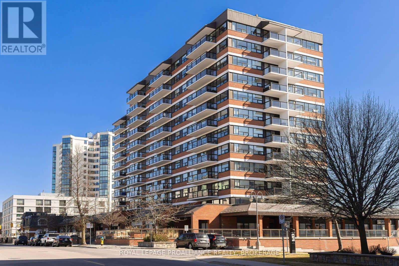 301 - 165 ONTARIO STREET — Kingston (Central City East), Ontario - Photo 2 of 39