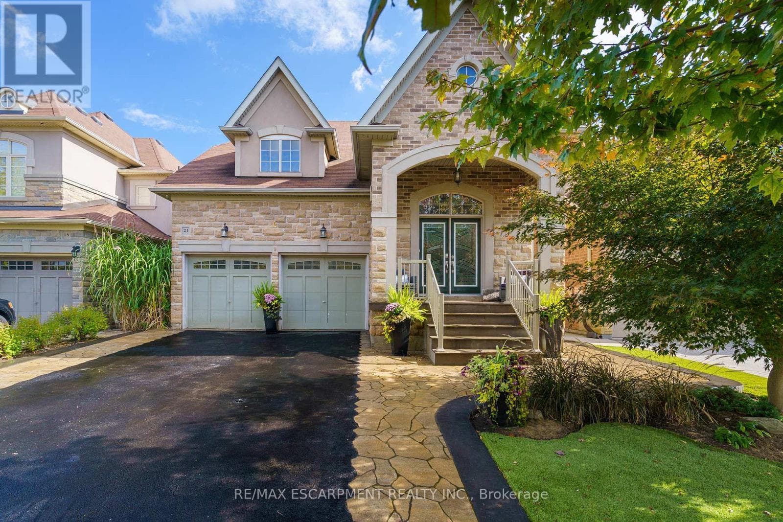 21 SHADE FOREST TRAIL — Hamilton (Sheldon), Ontario - Main photo