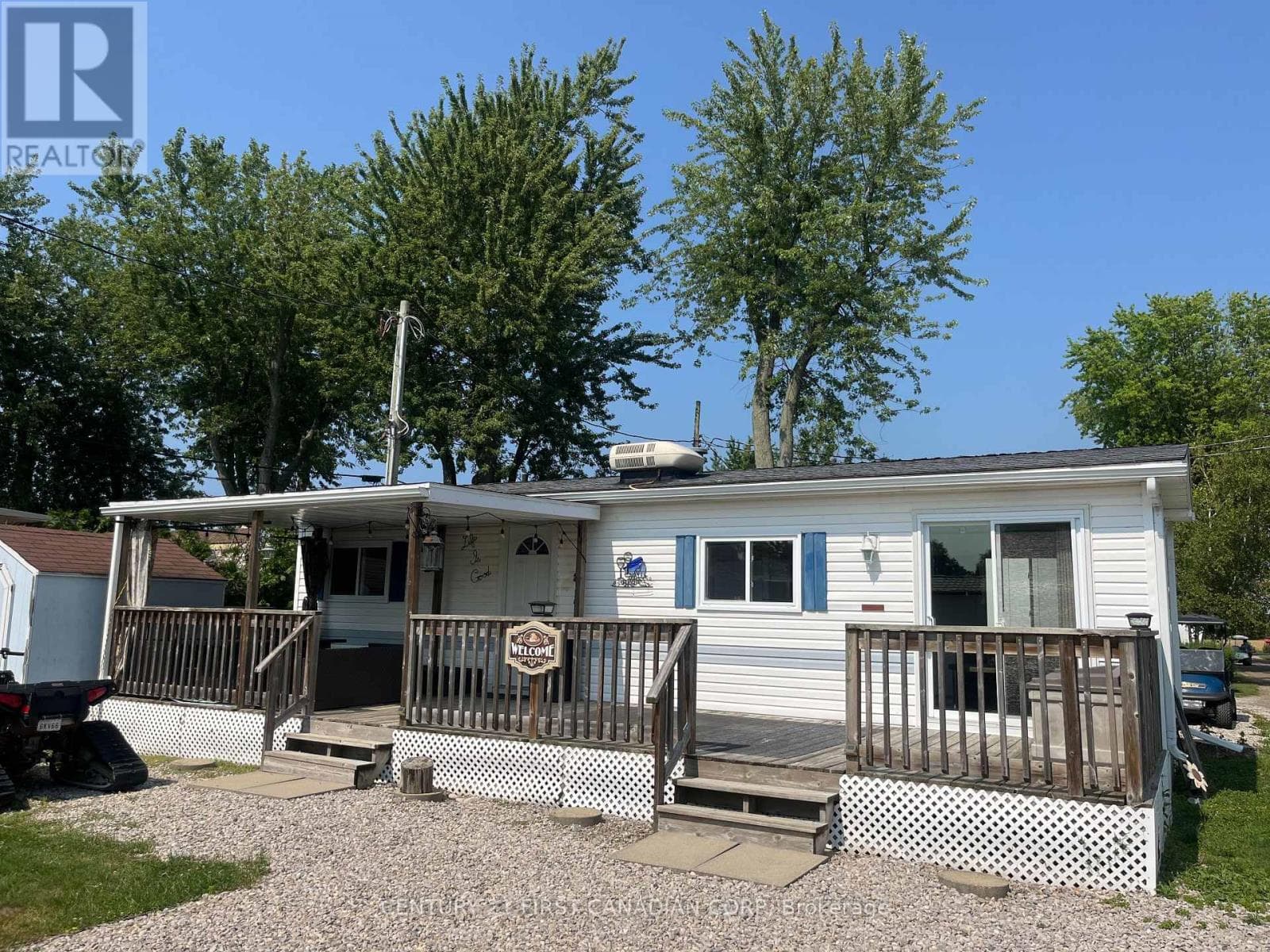 13 ST. LUCIA LANE — Bluewater (Hay), Ontario - Main photo