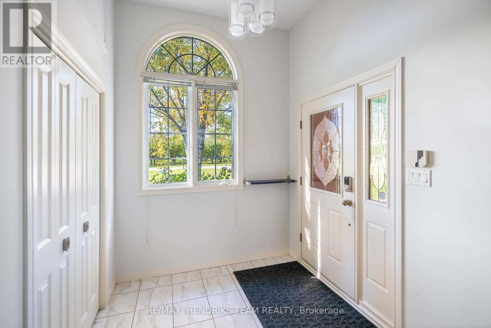 1521 IRVINE ROAD — Niagara-on-the-Lake (Lakeshore), Ontario - Photo 4 of 49