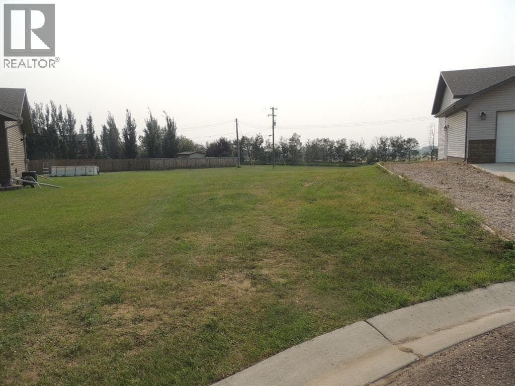 505 5th Street Close N — Marwayne, Alberta - Main photo