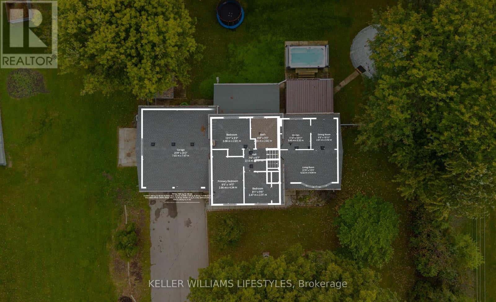 8749 LONGWOODS ROAD — Strathroy-Caradoc, Ontario - Photo 3 of 41