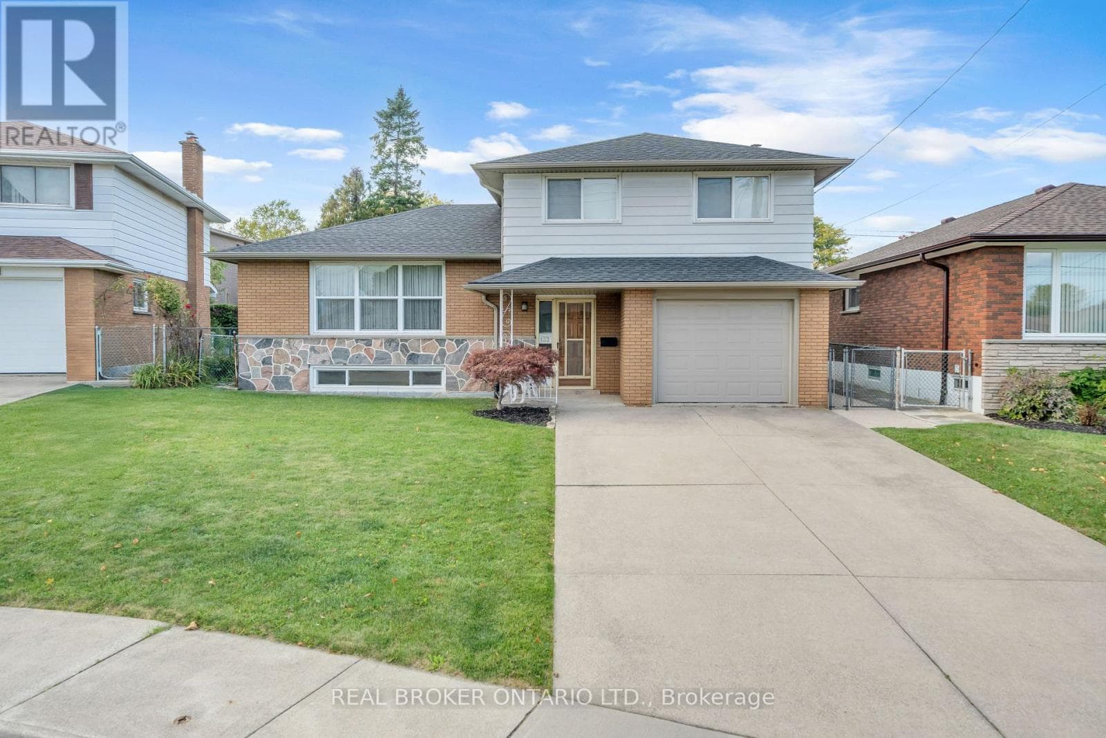 132 GREENINGDON DRIVE — Hamilton (Greeningdon), Ontario - Main photo