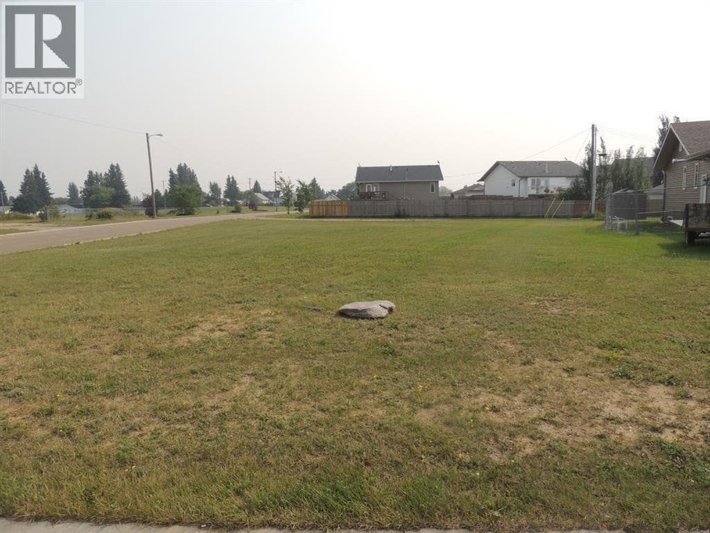 411 6th Street N — Marwayne, Alberta - Main photo