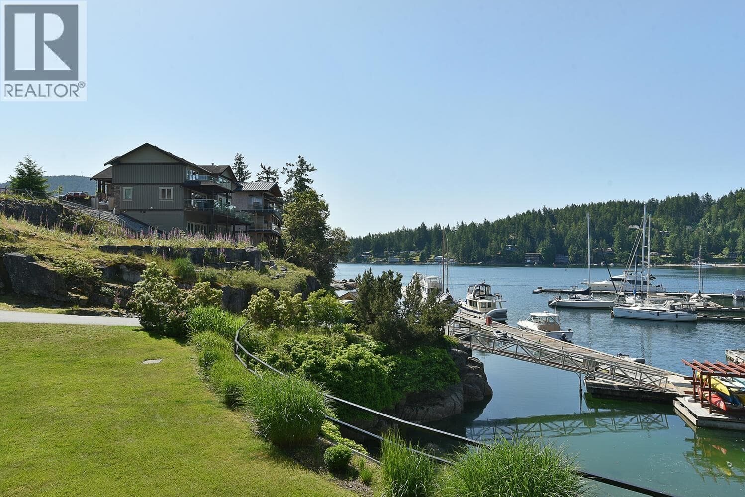 52 4622 SINCLAIR BAY ROAD — Garden Bay, British Columbia - Main photo