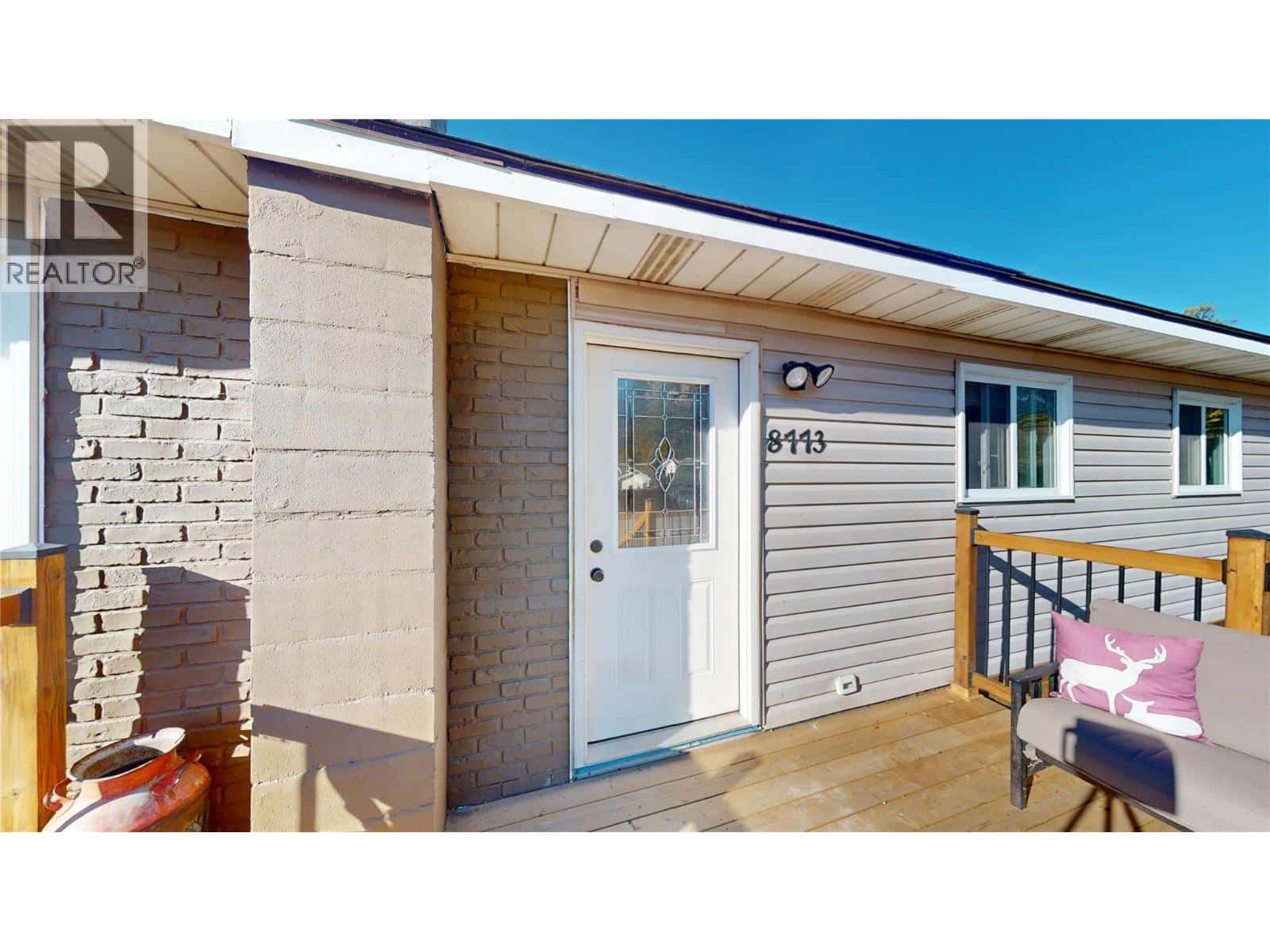 8773 Tamarack Street — Canal Flats, British Columbia - Photo 4 of 44