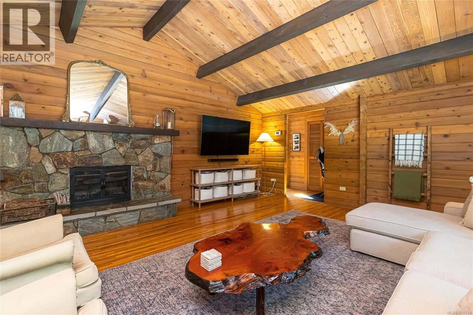 4705 Barrow Rd — Metchosin, British Columbia - Photo 4 of 69