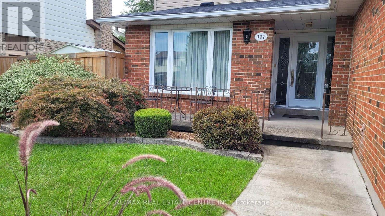 917 MAPLE AVENUE — Milton (DP Dorset Park), Ontario - Photo 4 of 43