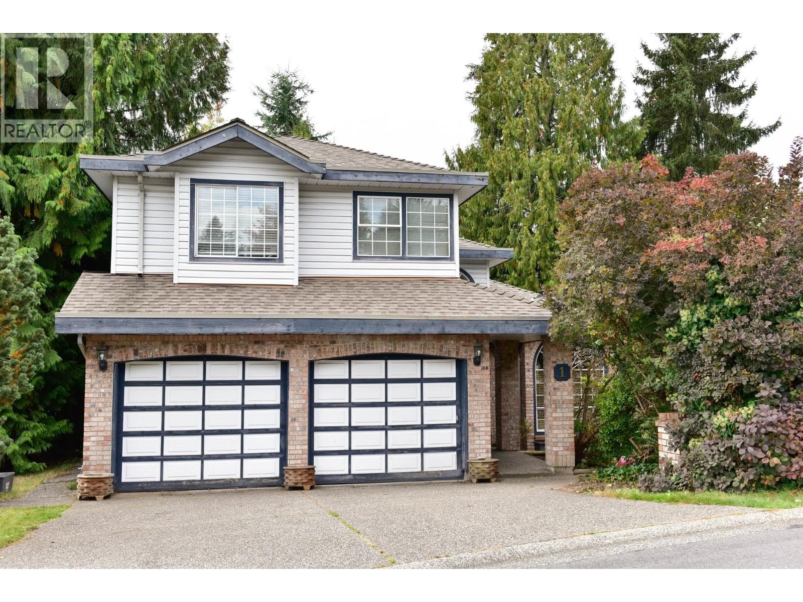 1 BUCKHORN PLACE — Port Moody, British Columbia - Main photo