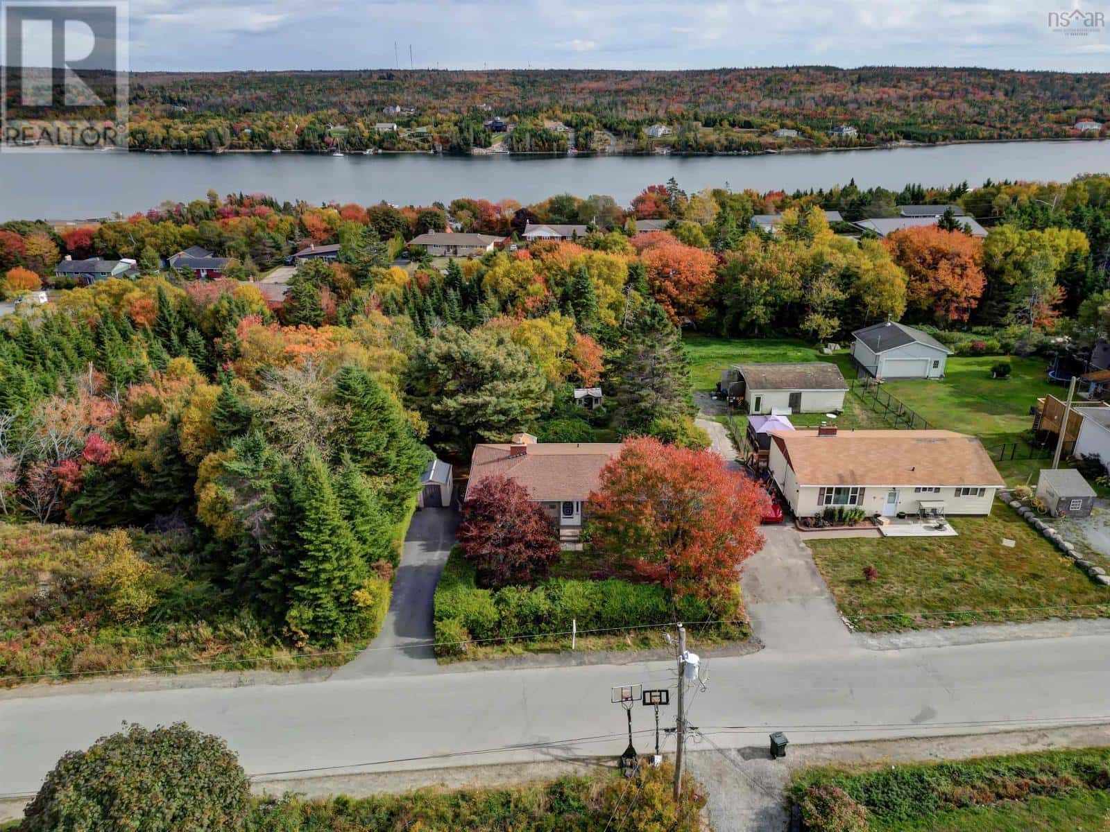 62 Rosalie Avenue — Prospect Bay, Nova Scotia - Photo 5 of 49