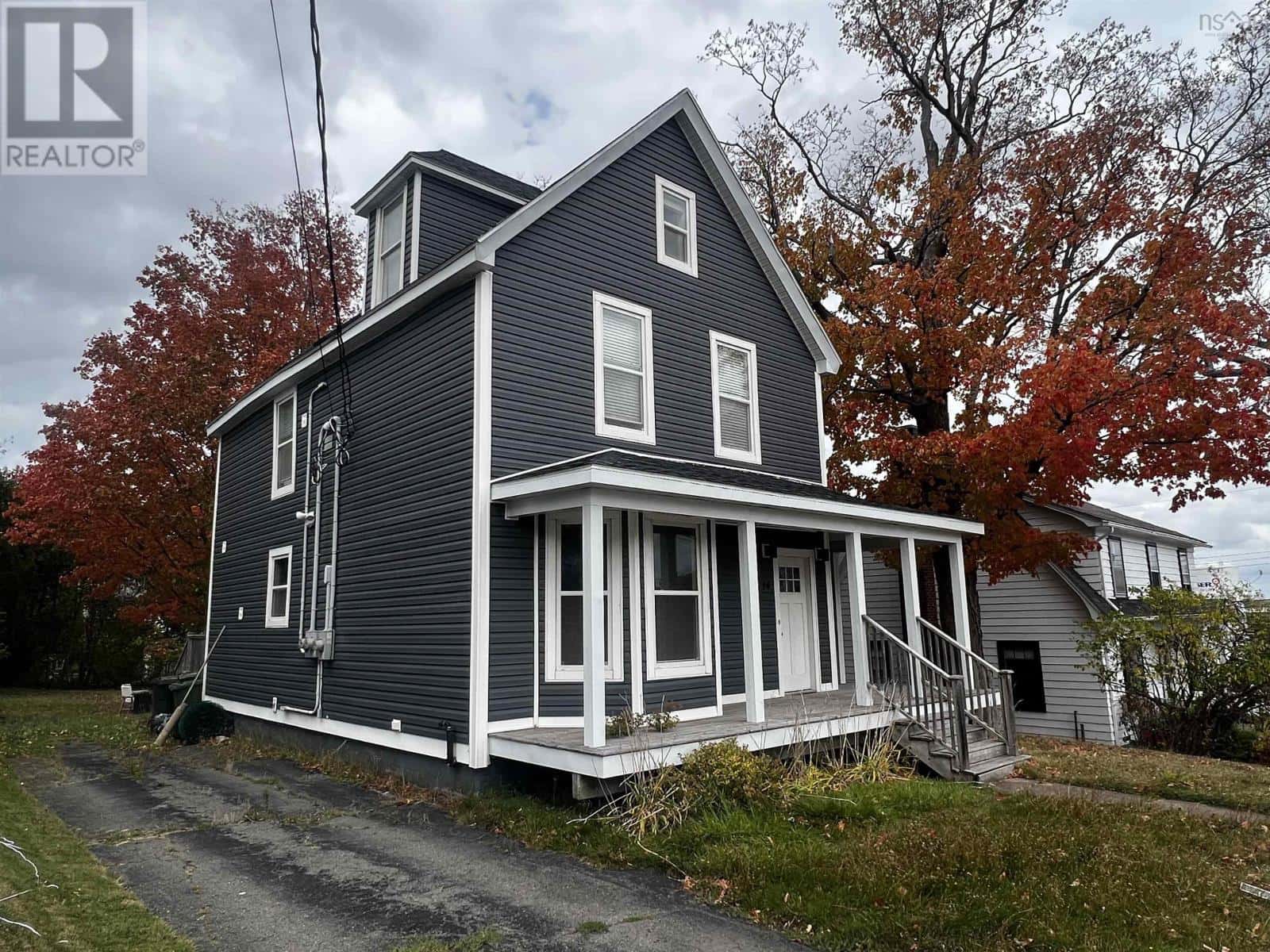 14 Allan Avenue — Stellarton, Nova Scotia - Photo 3 of 8