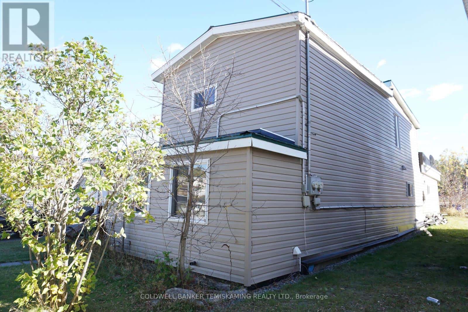 189 LANG STREET — Cobalt, Ontario - Photo 5 of 7