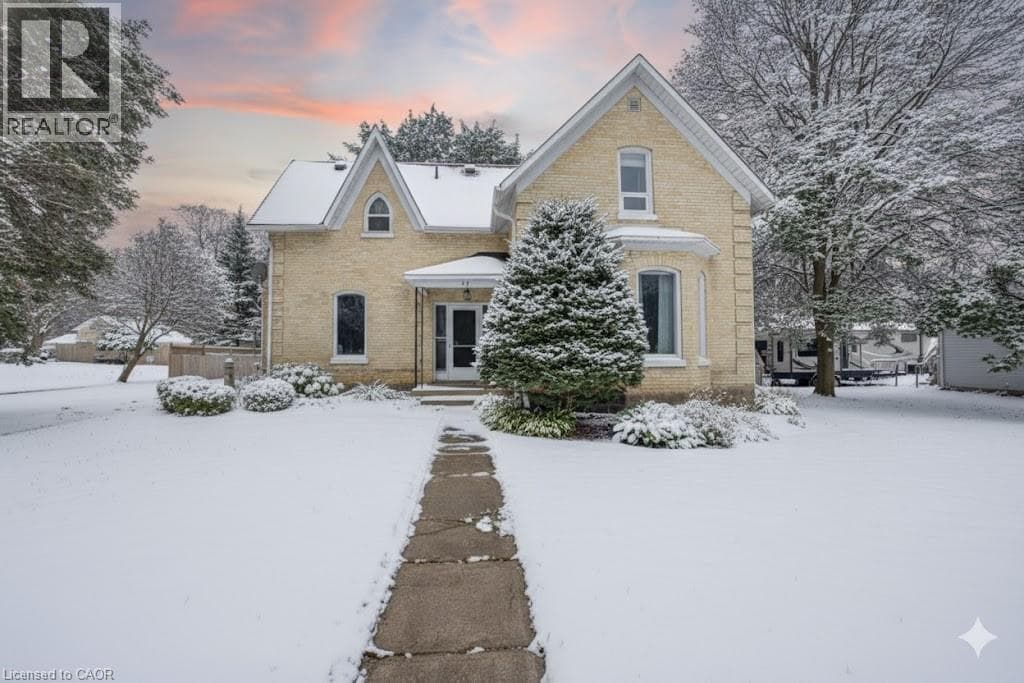 34 QUEEN Street W — Brussels, Ontario - Main photo