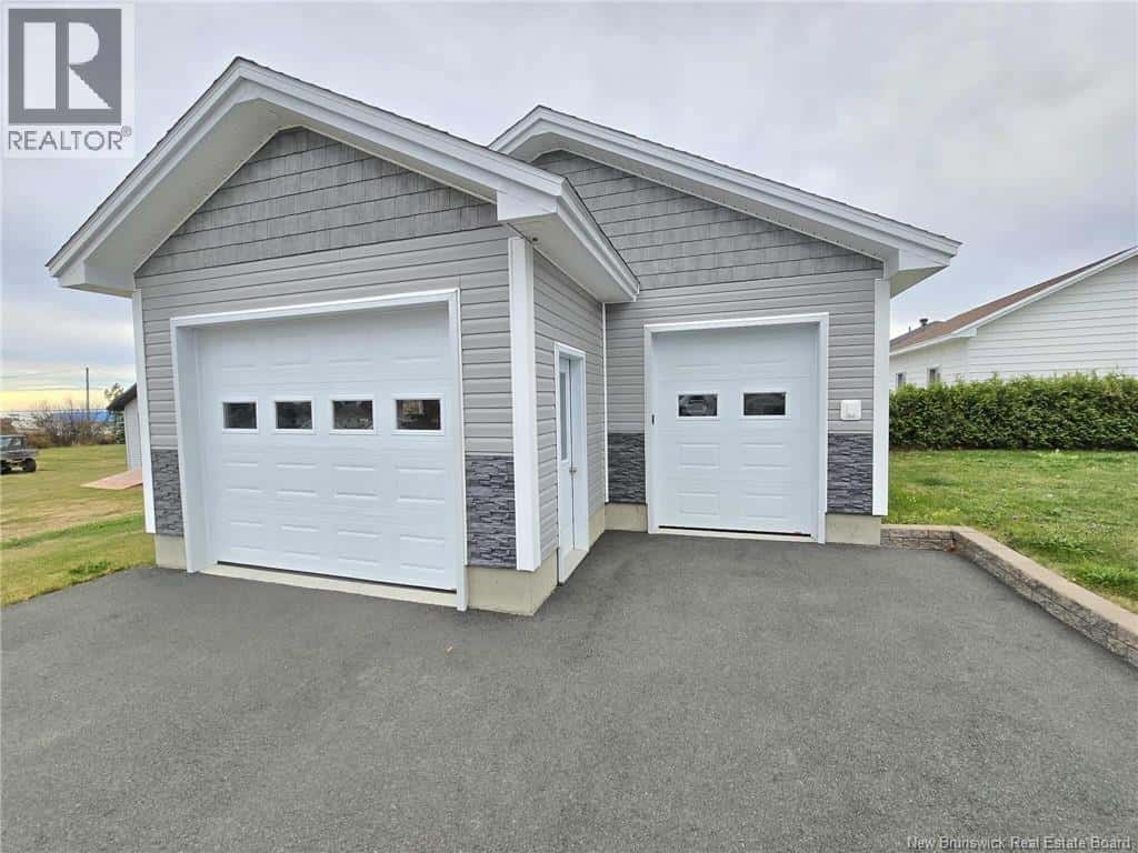 65 Grant Street — Petit-Rocher, New Brunswick - Photo 5 of 6