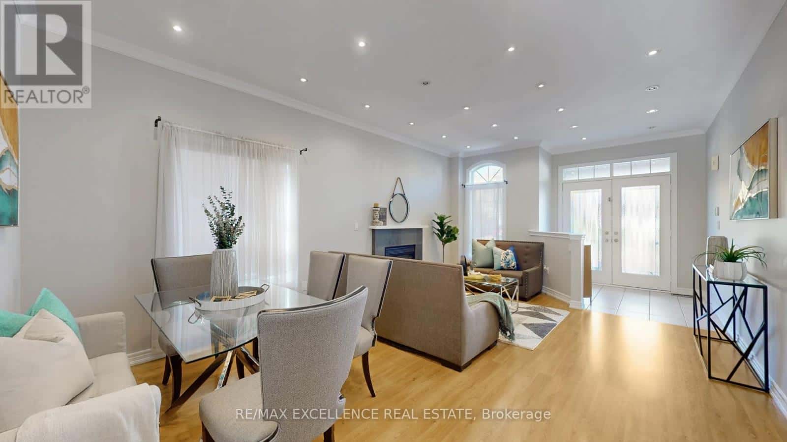 21 OVERTURE LANE — Brampton (Bramalea North Industrial), Ontario - Photo 5 of 49