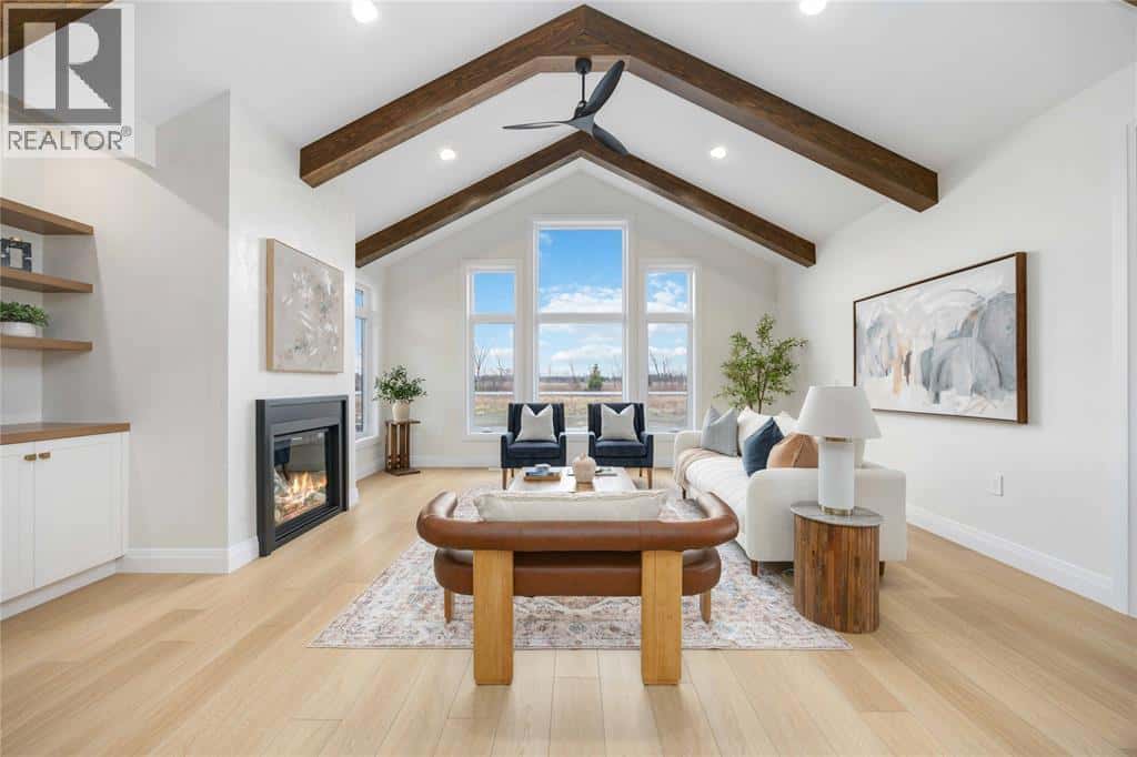 3527 PAUL CRESCENT — Plympton-Wyoming, Ontario - Photo 4 of 41